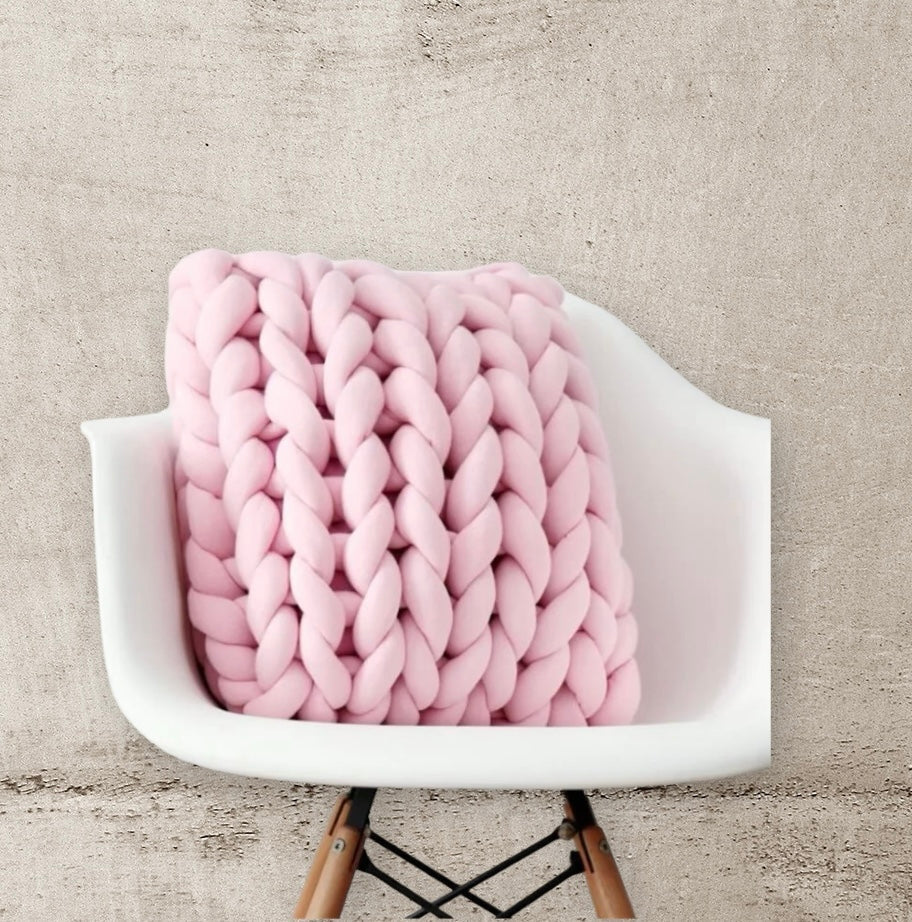 Hand Knit Chunky Pillow Kit